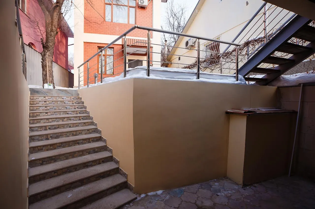 Mountain Road Hostel Almaty